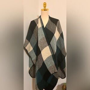 Women winter poncho one size